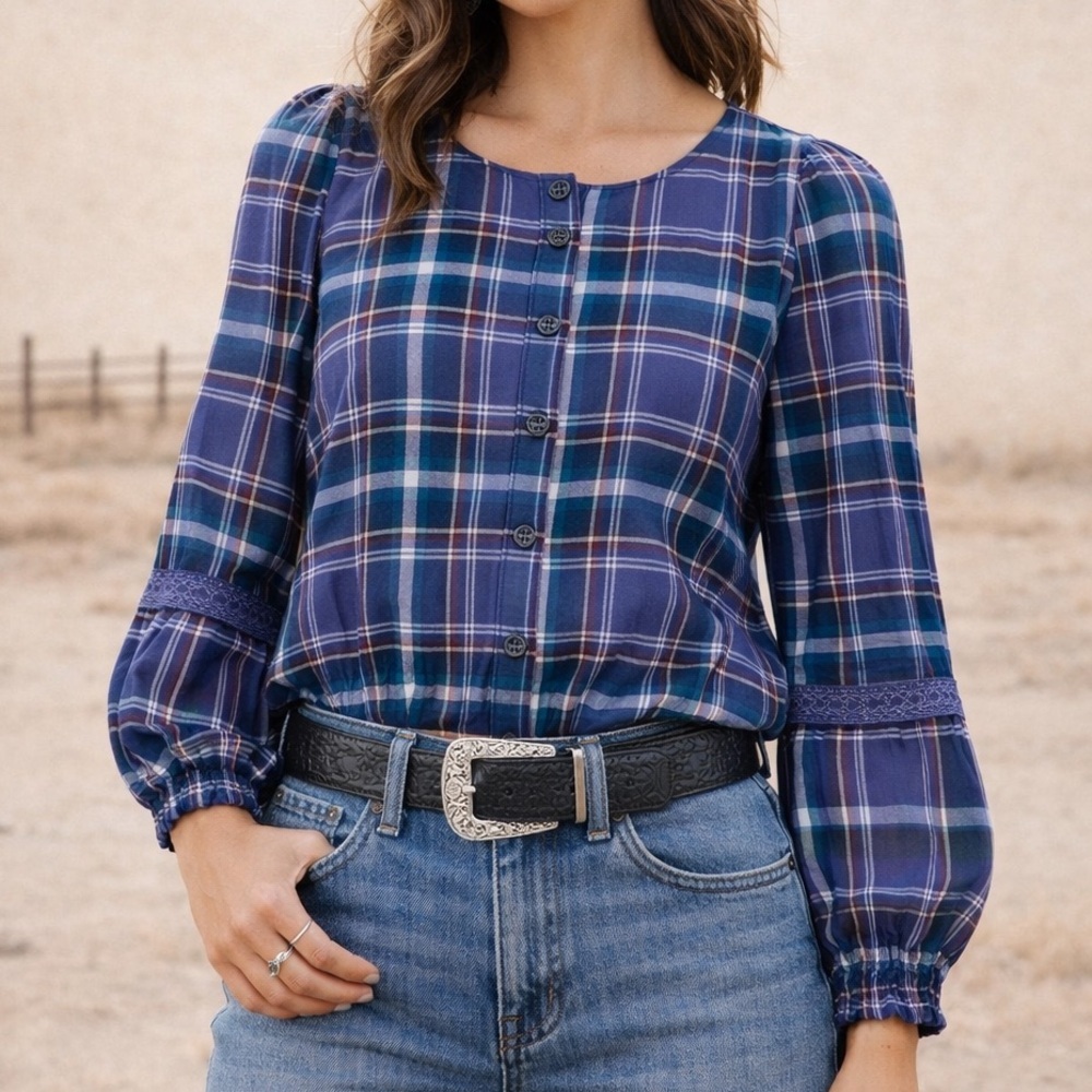TRUE CRAFT Plaid Cropped Peasant Top NWT Size Small